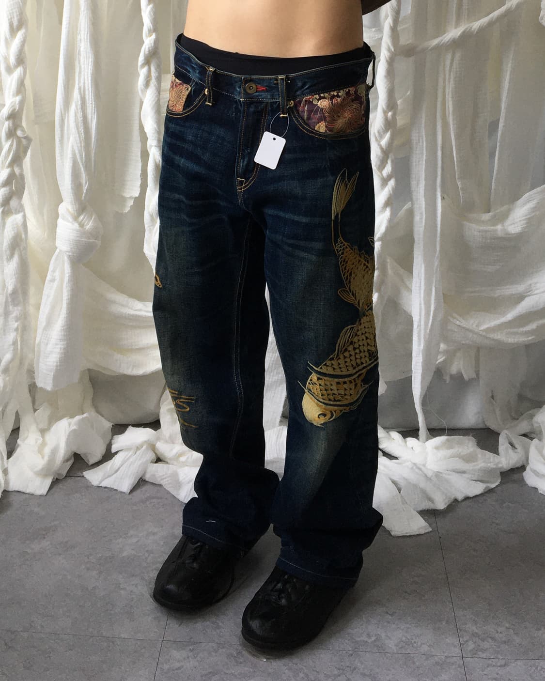 Oriental needle work denim pants 상품이미지1