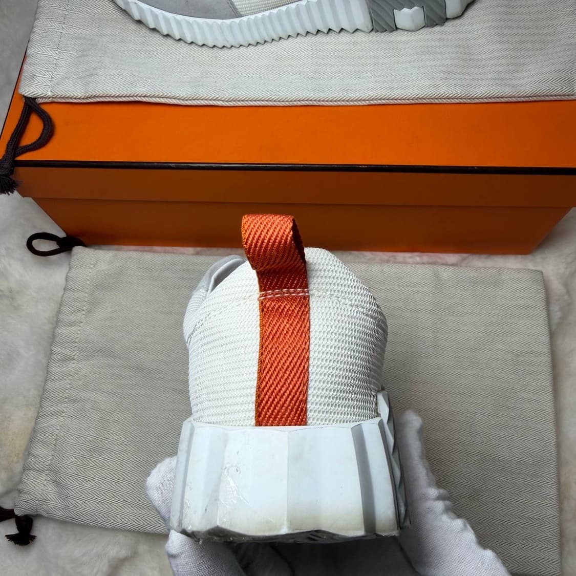 [새상품급/정품] 에르메스 바운싱 그레이 메쉬 카프스킨 스니커즈  상품이미지8