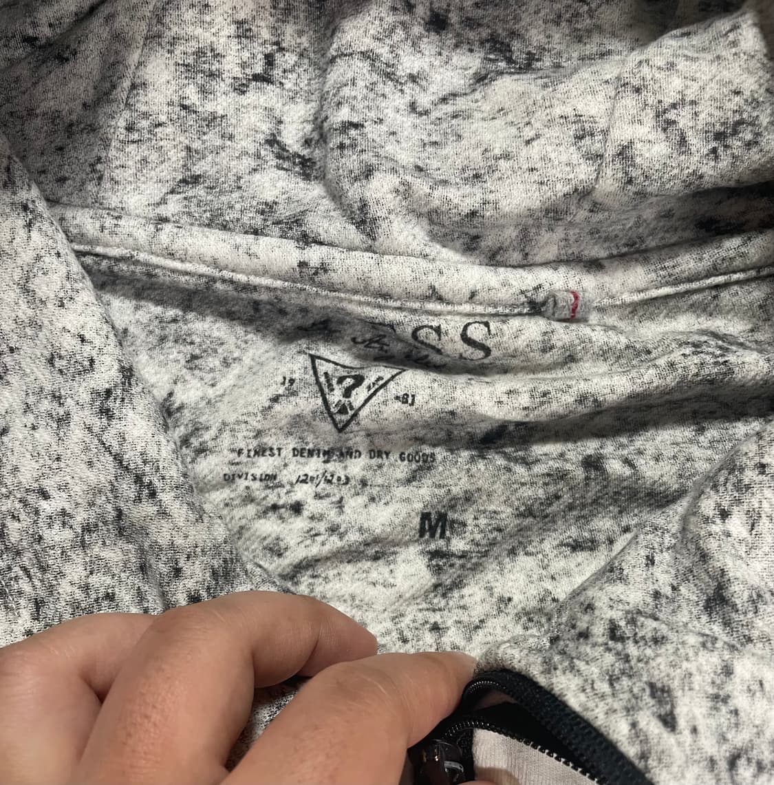 GUESS 게스 화이트 큐빅 비즈 후드집업 대장 y2k 올드스쿨 져지 상품이미지5