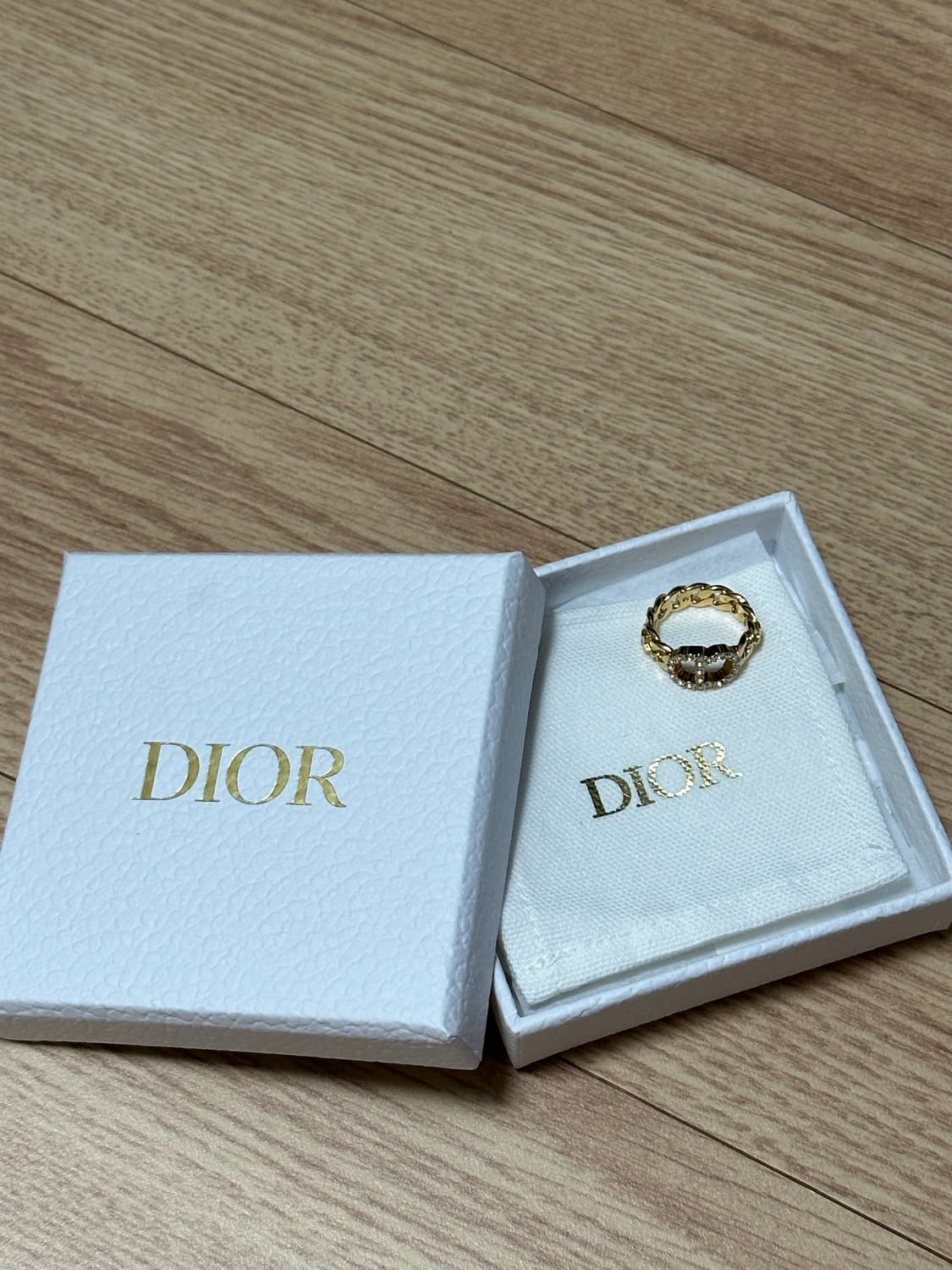 디올 반지 상품이미지1