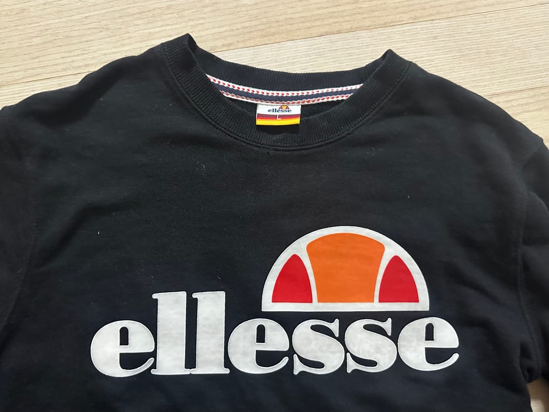 엘레쎄 ellesse 블랙 검정 맨투맨 상품이미지2