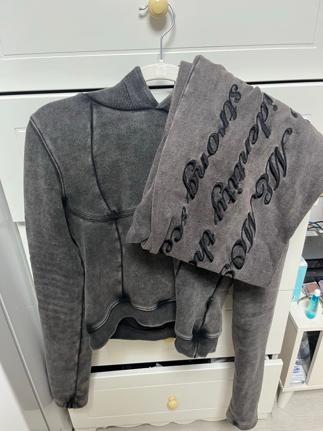 오도어 크롭후드 스카프포함 상품이미지4