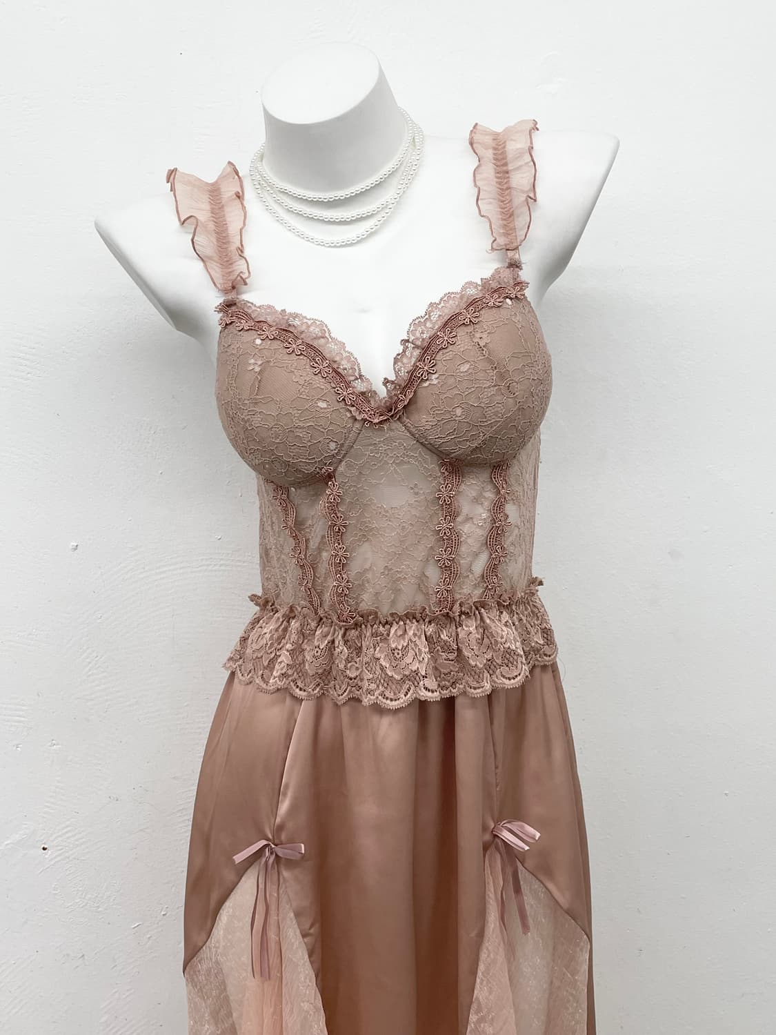 엔틱 레이스 새틴 프릴 슬립 상품이미지2