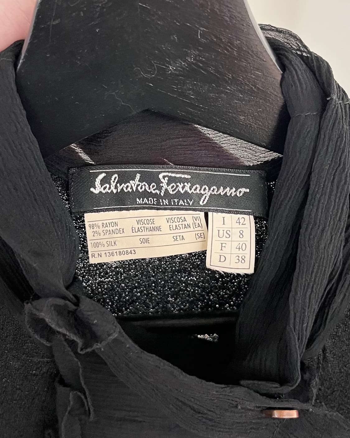 살바토레 페라가모 블랙 턱 디테일 슬리브리스 상품이미지7