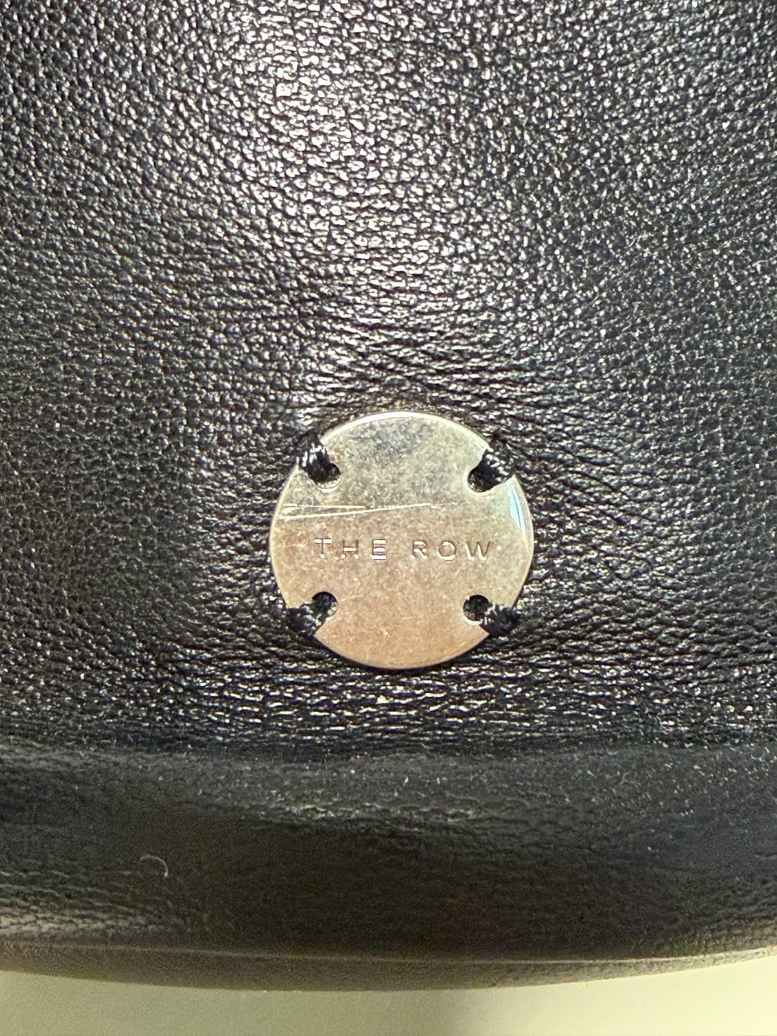 TheRow 스포티레더 파우치 상품이미지6