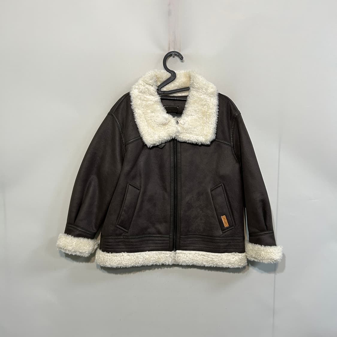 써스데이아일랜드 무스탕 55 상품이미지1