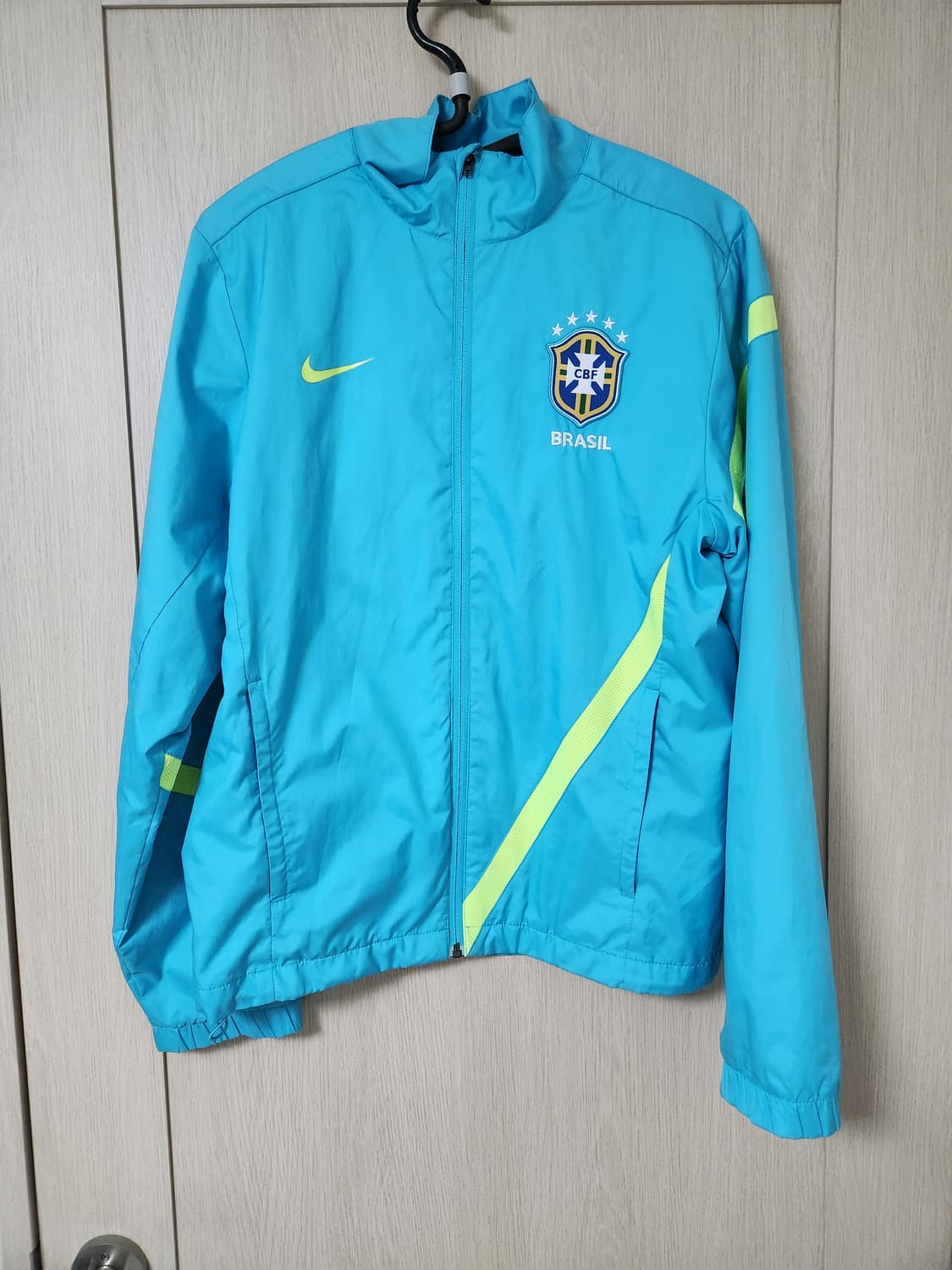 나이키 브라질 바람막이 사이즈S 상품이미지1
