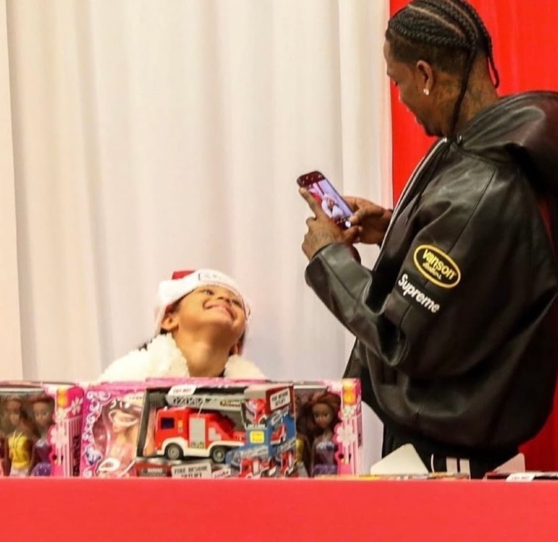 슈프림 x 밴슨 레더 후드 워크 자켓 블랙 - 24FW 상품이미지4