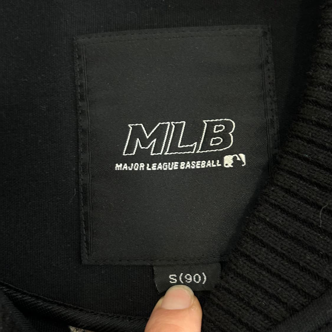 MLB 양키스 플라워 자수 블랙 야구점퍼 상품이미지5