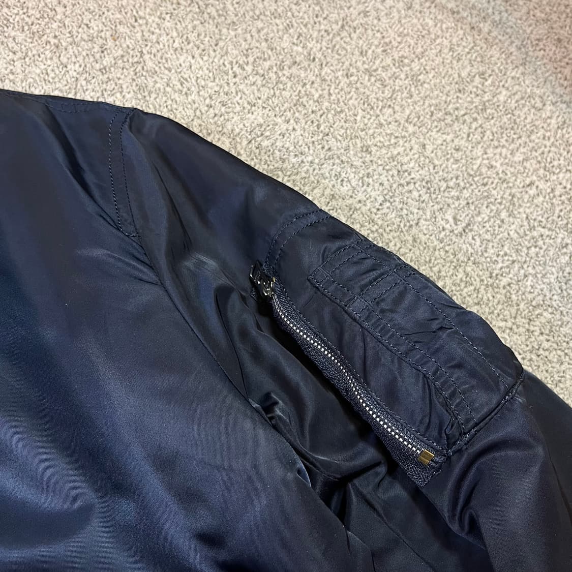 알파 인더스트리 MA-1 항공점퍼 상품이미지3