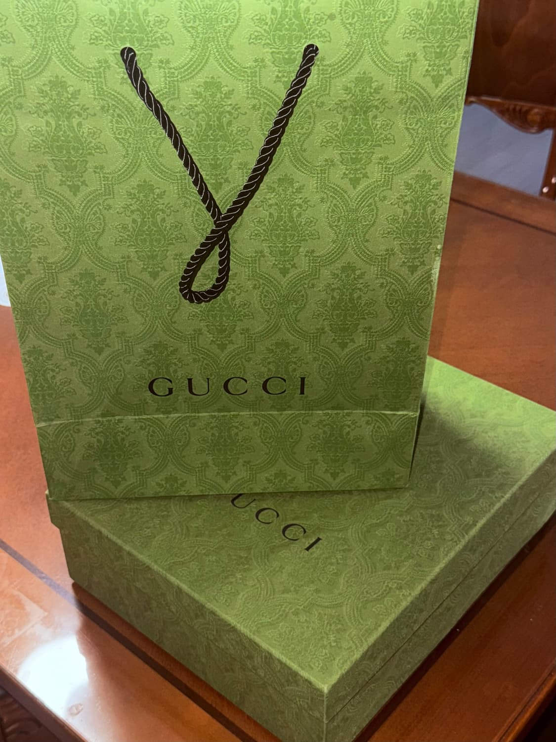 구찌 마몽 하프문 백 상품이미지6