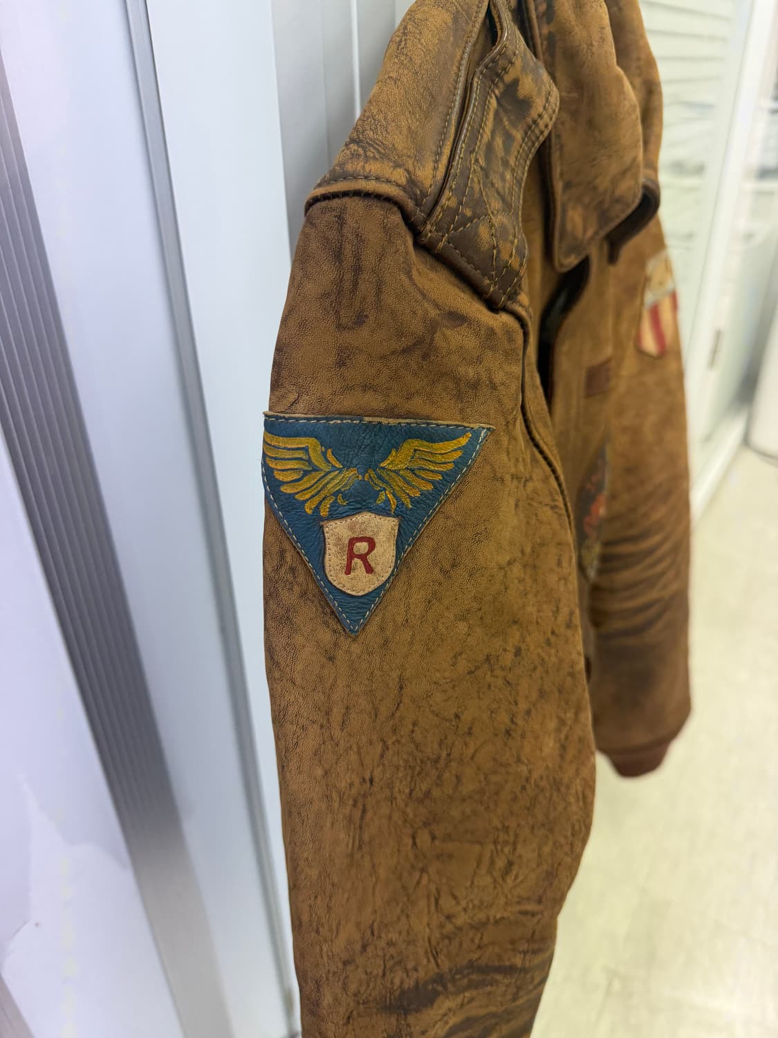 폴로 A2 자켓 플라잉 타이거 M 사이즈 신형 새거 판매합니다(택 달림) 상품이미지7