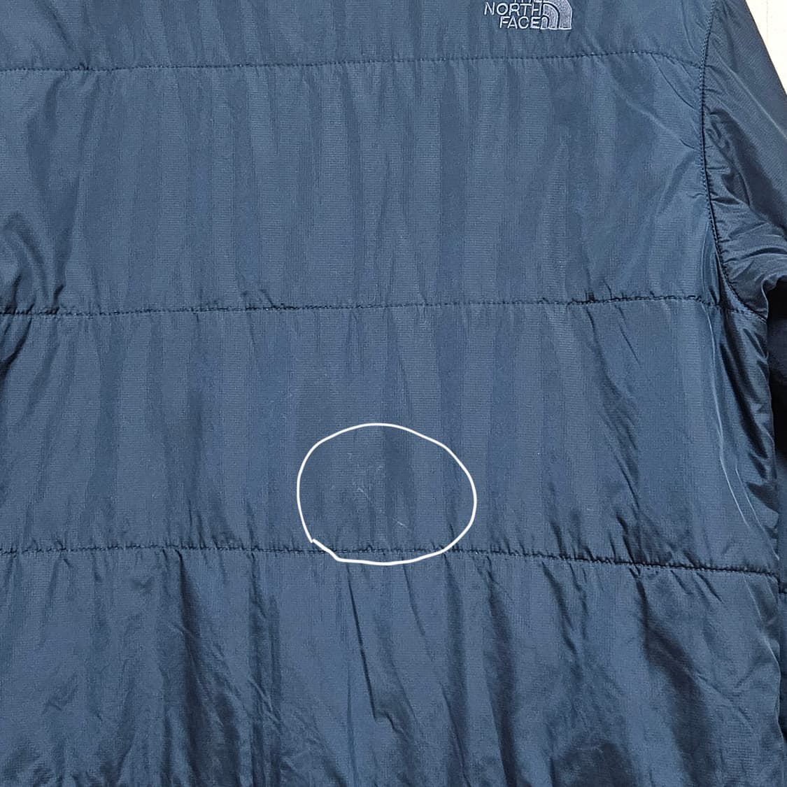 노스페이스 내피 경량패딩 M 95-100 상품이미지3