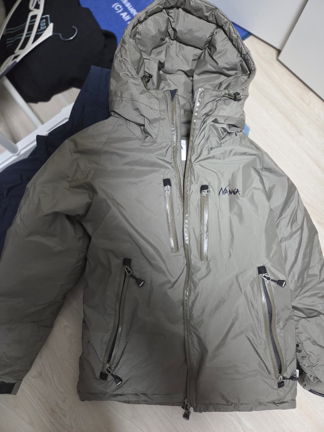 nanga 오로라다운자켓 L 상품이미지1