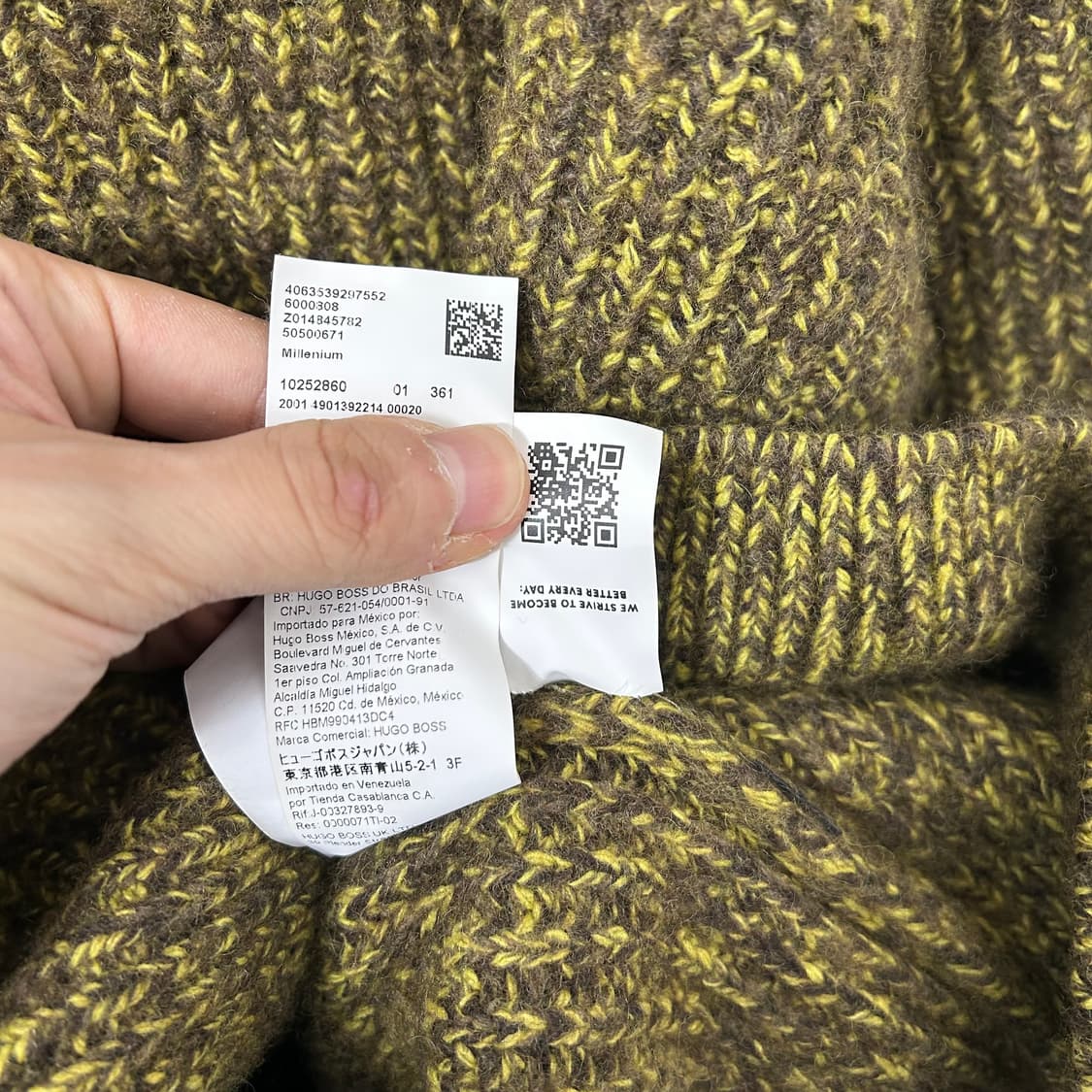 휴고보스 24FW 멜란지 반집업 니트 상품이미지10