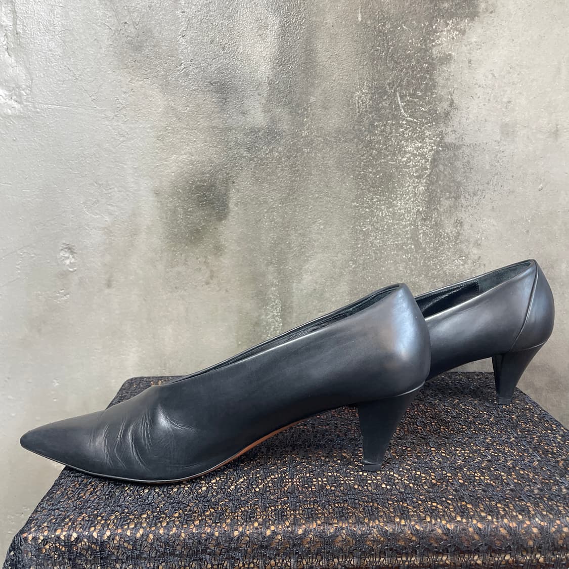 지방시 딥 브이넥 힐 상품이미지3