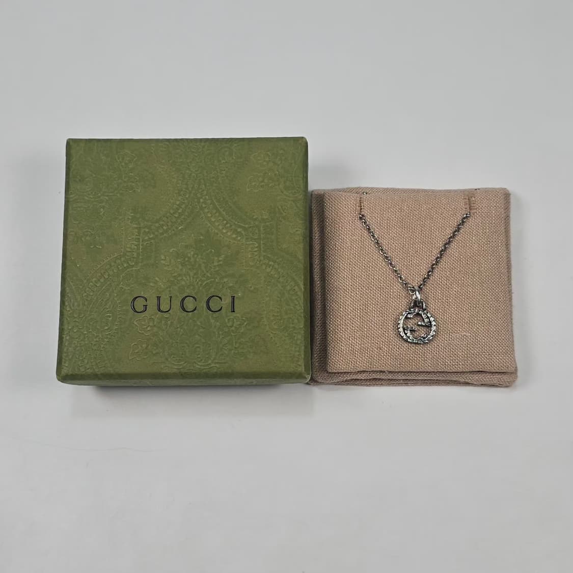 구찌 인터로킹 G 펜던트 목걸이 상품이미지1