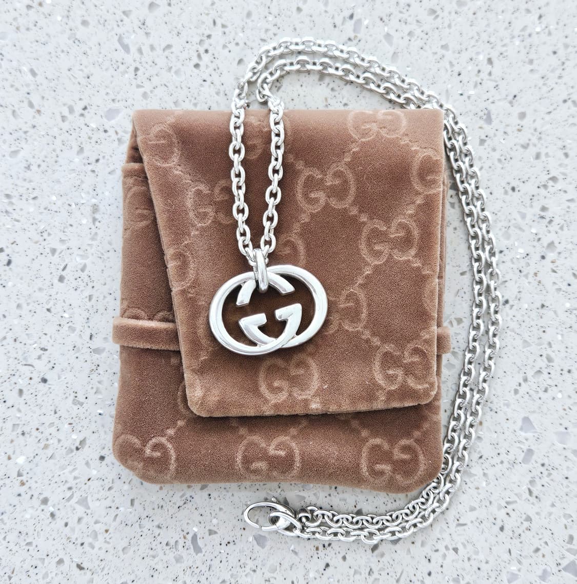 구찌 인터로킹 G 펜던트 목걸이[남녀공용] [정품] 상품이미지2