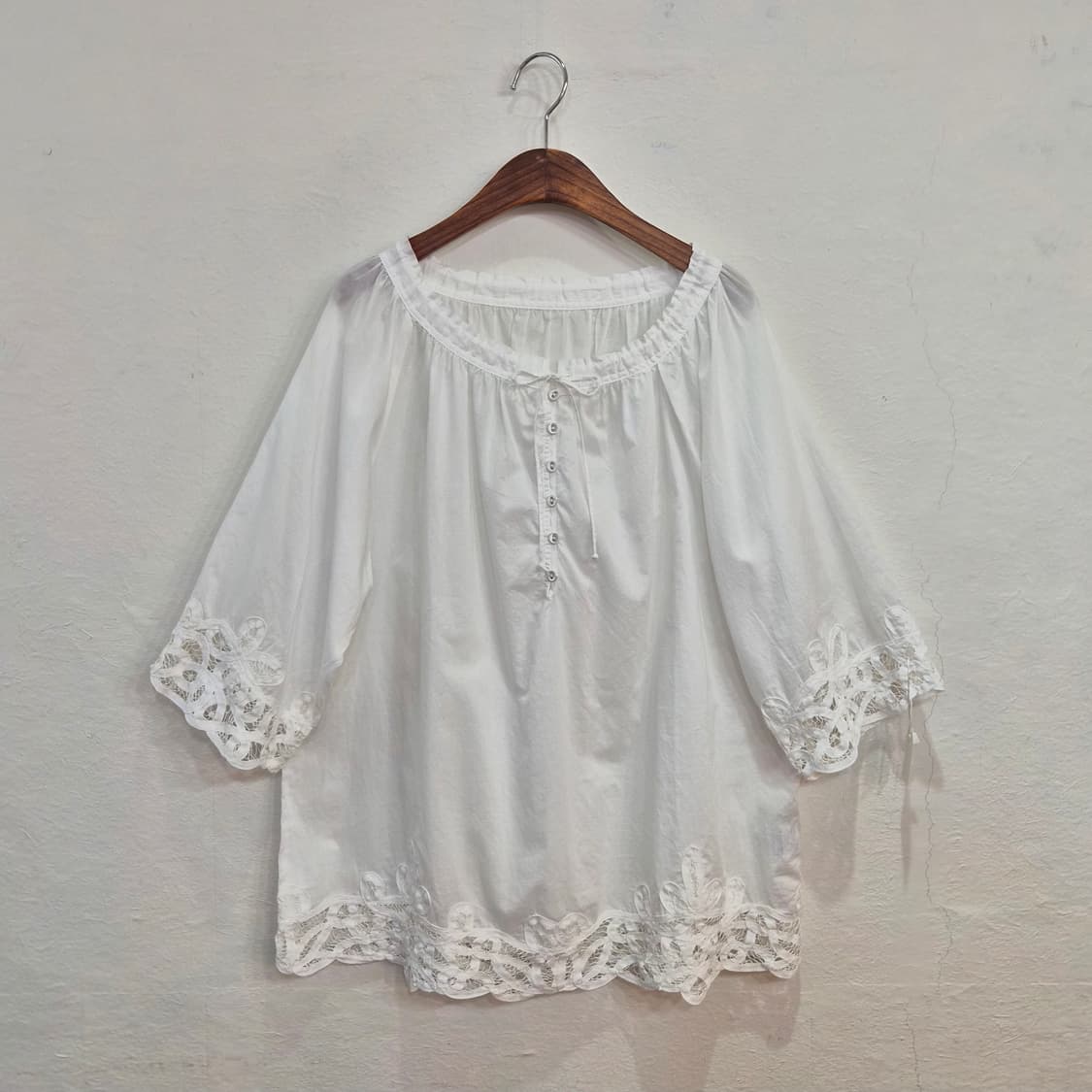 perle peche 로맨틱 레이스 화이트 블라우스 상품이미지1