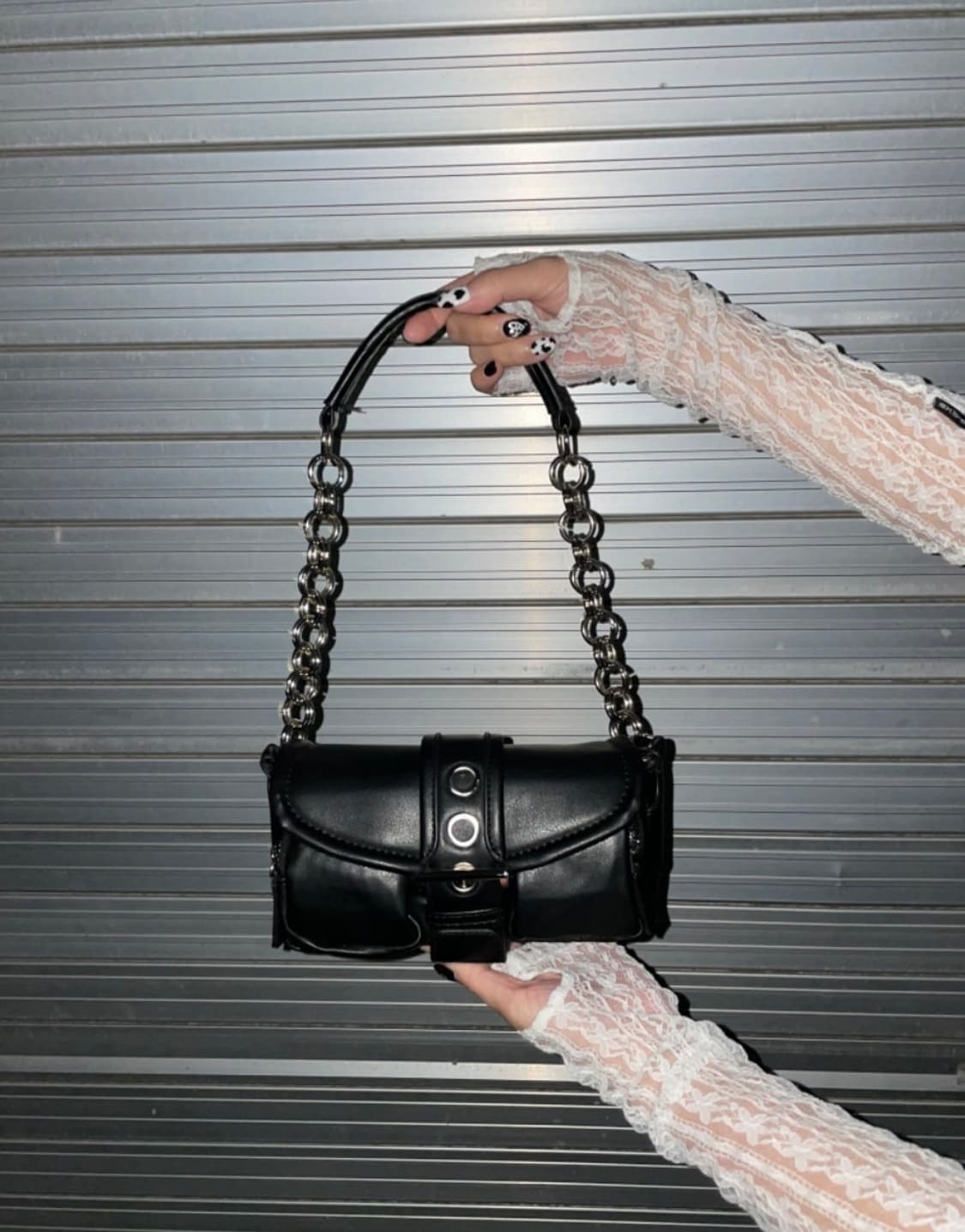 빅체인 버클 아일렛 숄더 레더백 상품이미지3