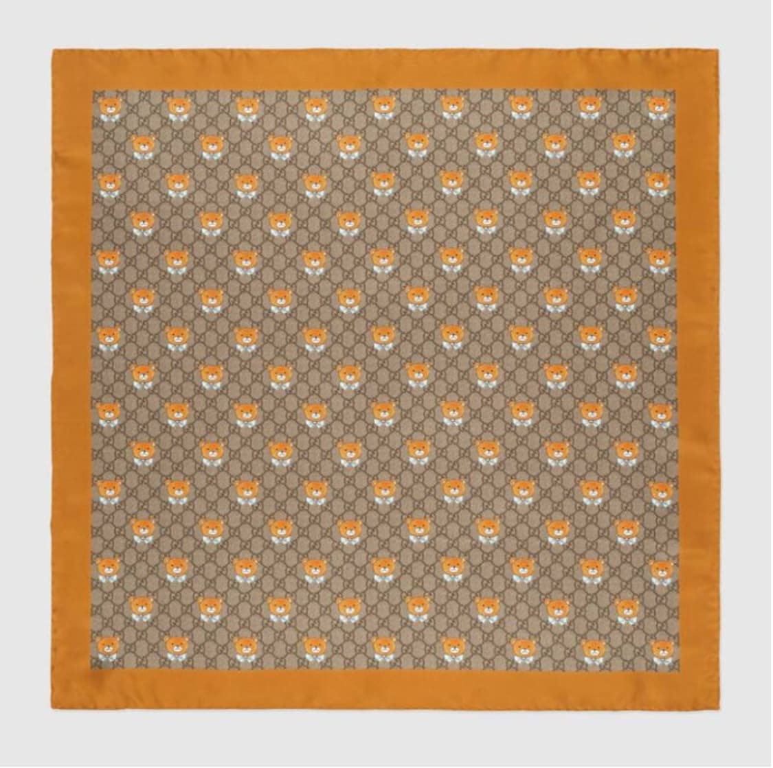 구찌 GG 수프림 엑소 카이 콜라보 테디베어 리미티드 에디션 실크 스카프 상품이미지2