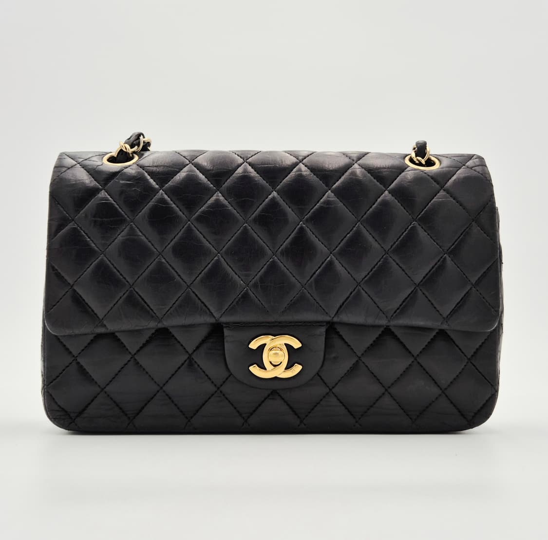 샤넬 클래식 미듐 더블플랩 체인 숄더백 12번대 (리컬러링제품) 상품이미지1