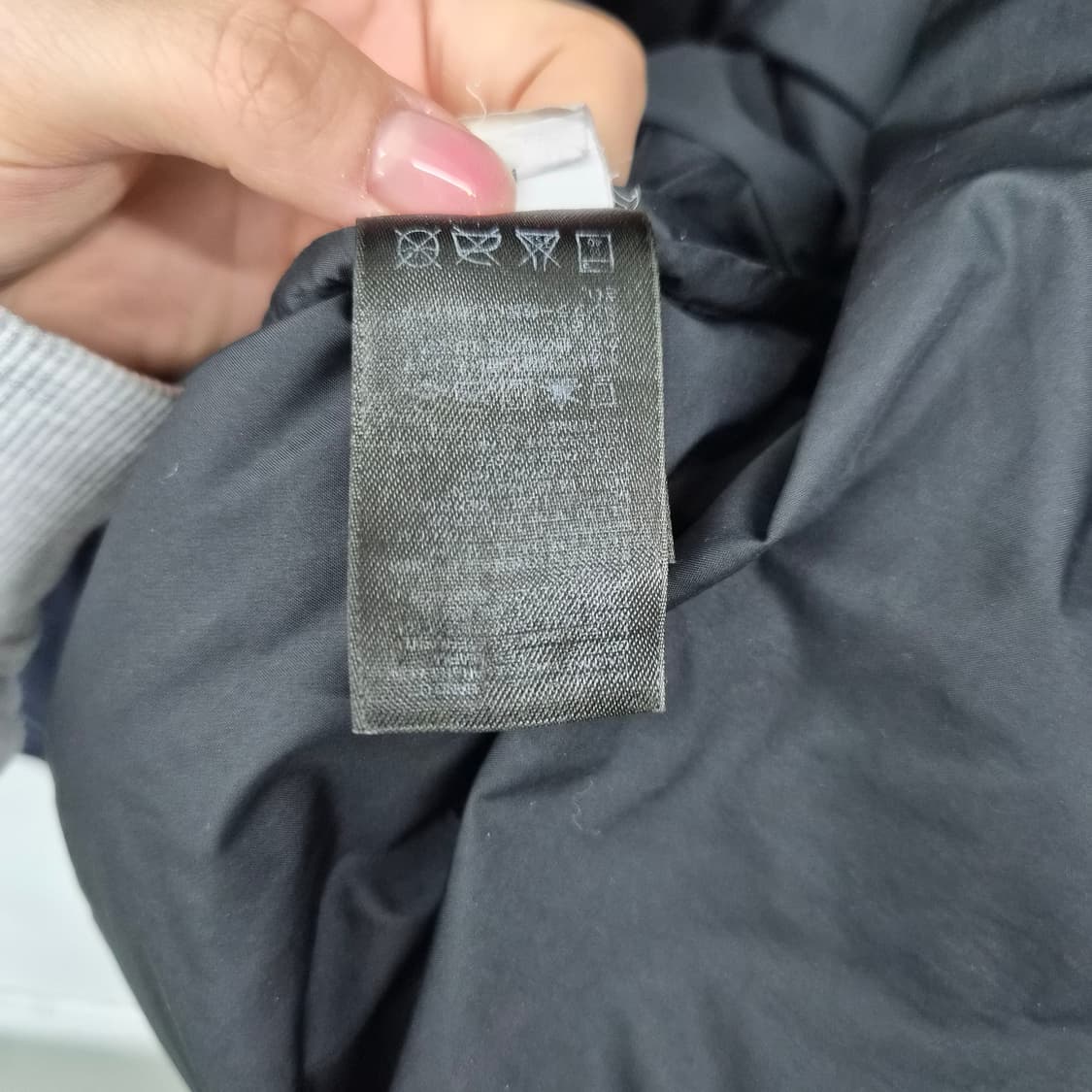 노스페이스 패딩 눕시 700 네이비 남성 XXL 상품이미지9