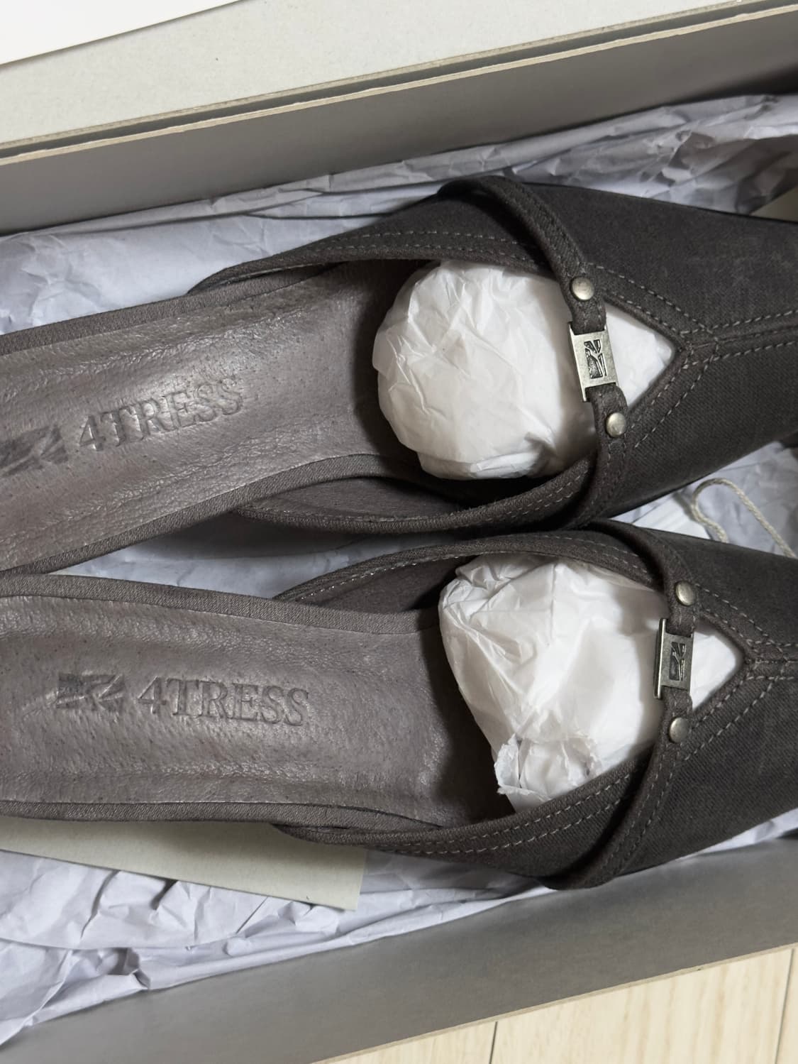 포트리스 ESSENTIAL WAXED MULES 01 GRAY 235 상품이미지6