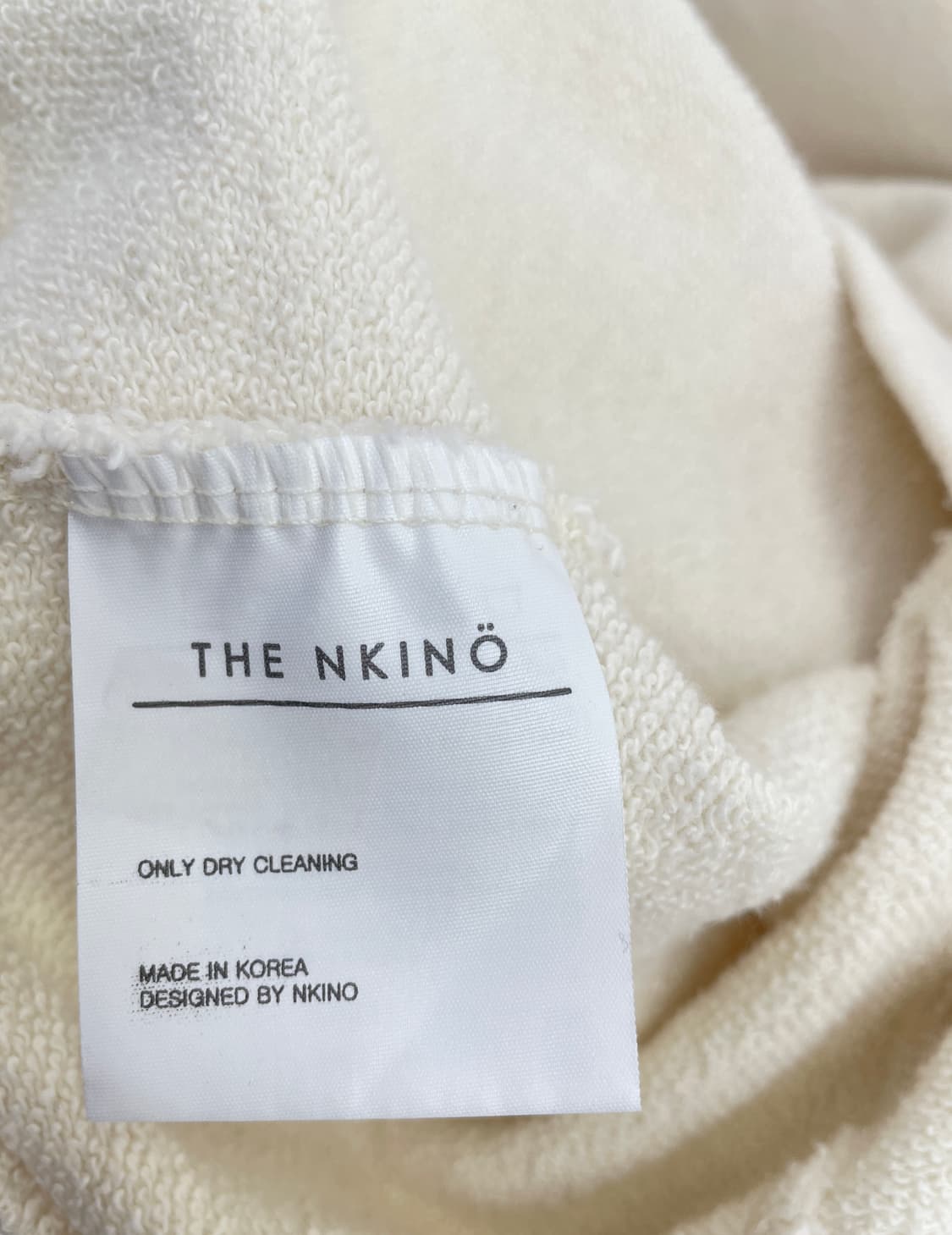 엔키노 로스앤젤레스 레터링 브이넥 크롭 맨투맨 상품이미지7