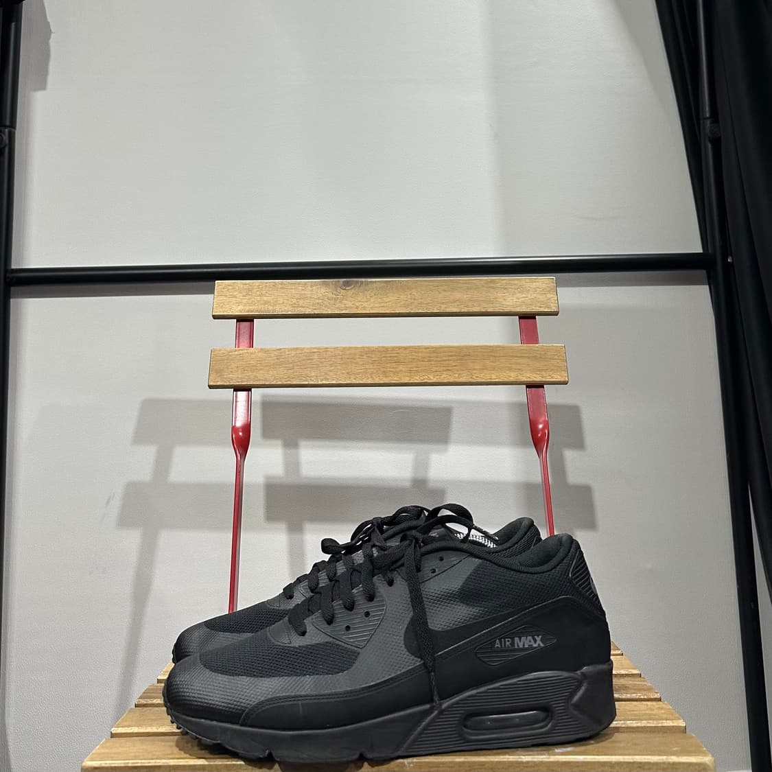 285) 나이키 운동화 남성 남자 신발 에어맥스90 올블랙 상품이미지3