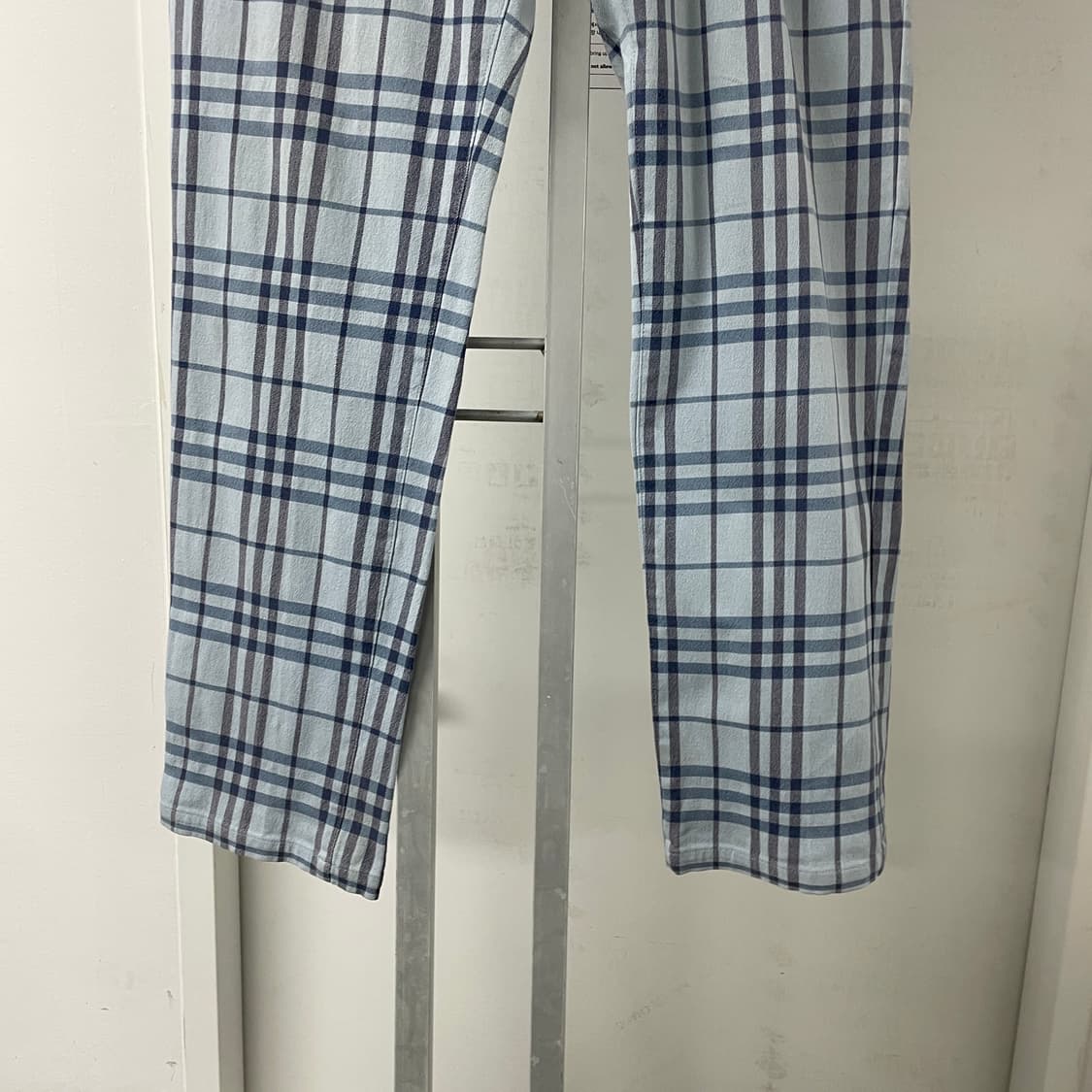 버버리 노바 체크 팬츠 블루 32 상품이미지3