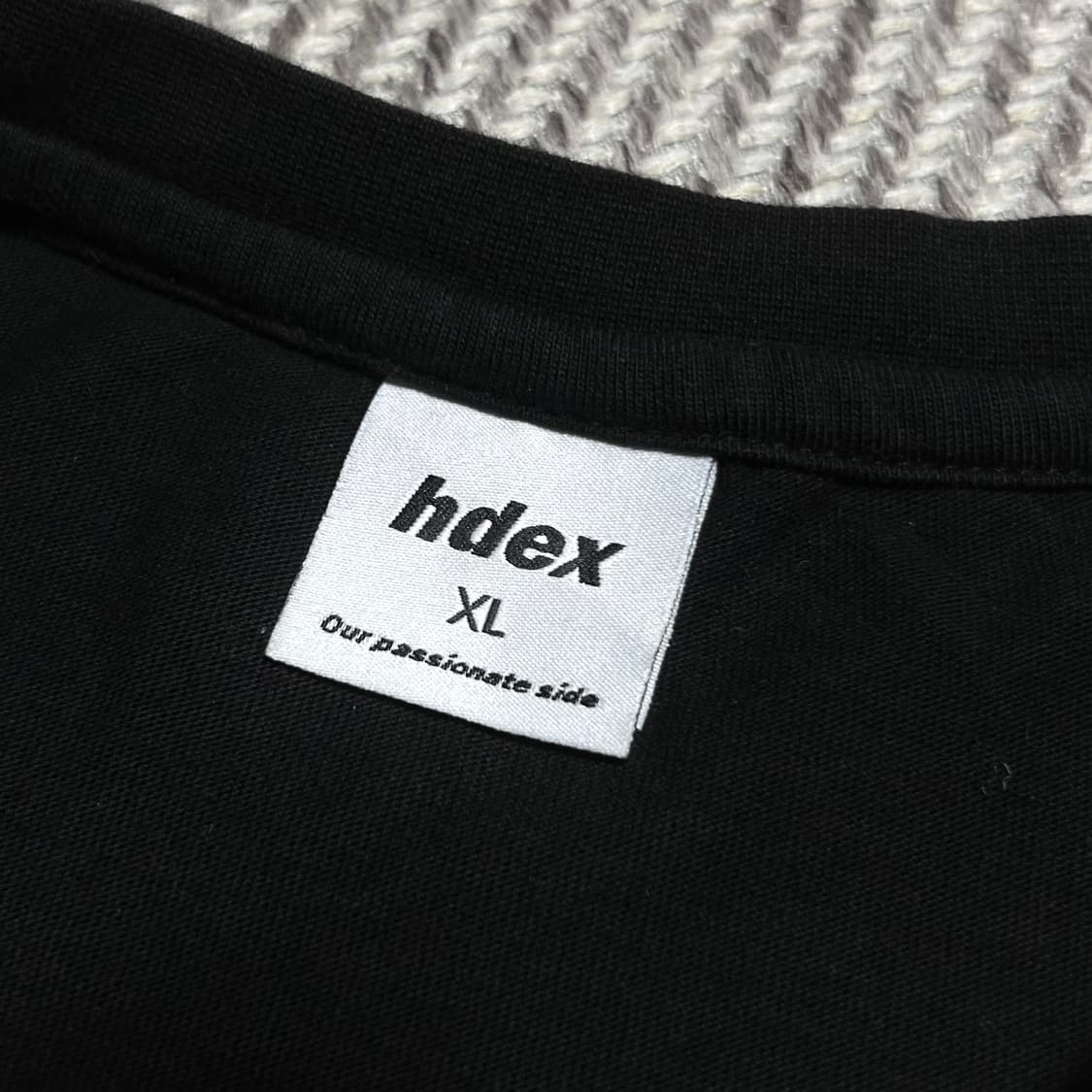 [XL] Hdex 에이치덱스 블랙 라운드 롱 슬리브 티셔츠 상품이미지4