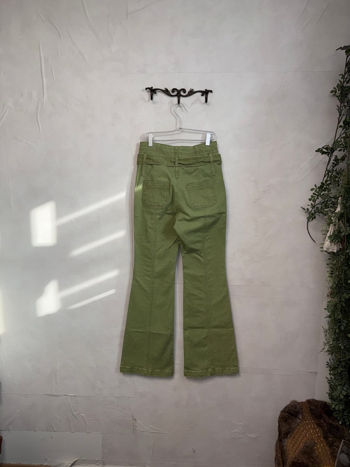 Green high waist belted bootscut pants 상품이미지4