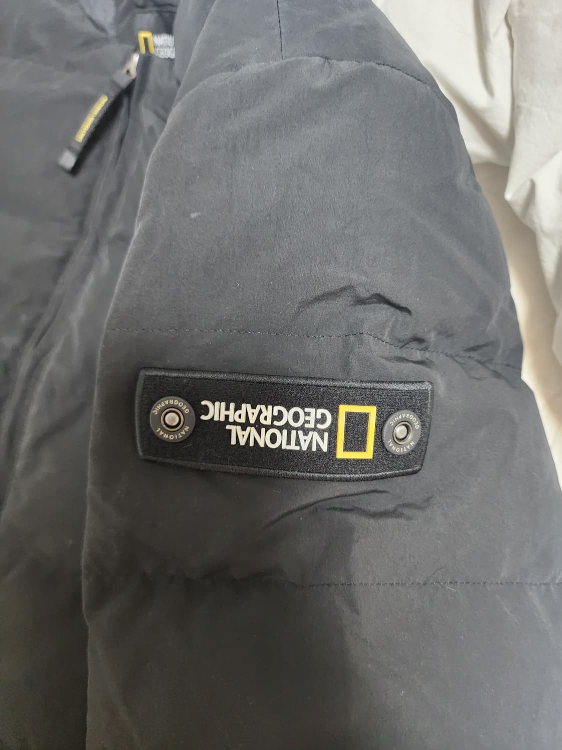 내셔널지오그래픽 경량패딩 덕 다운 점퍼 CARBON BLAC 상품이미지3