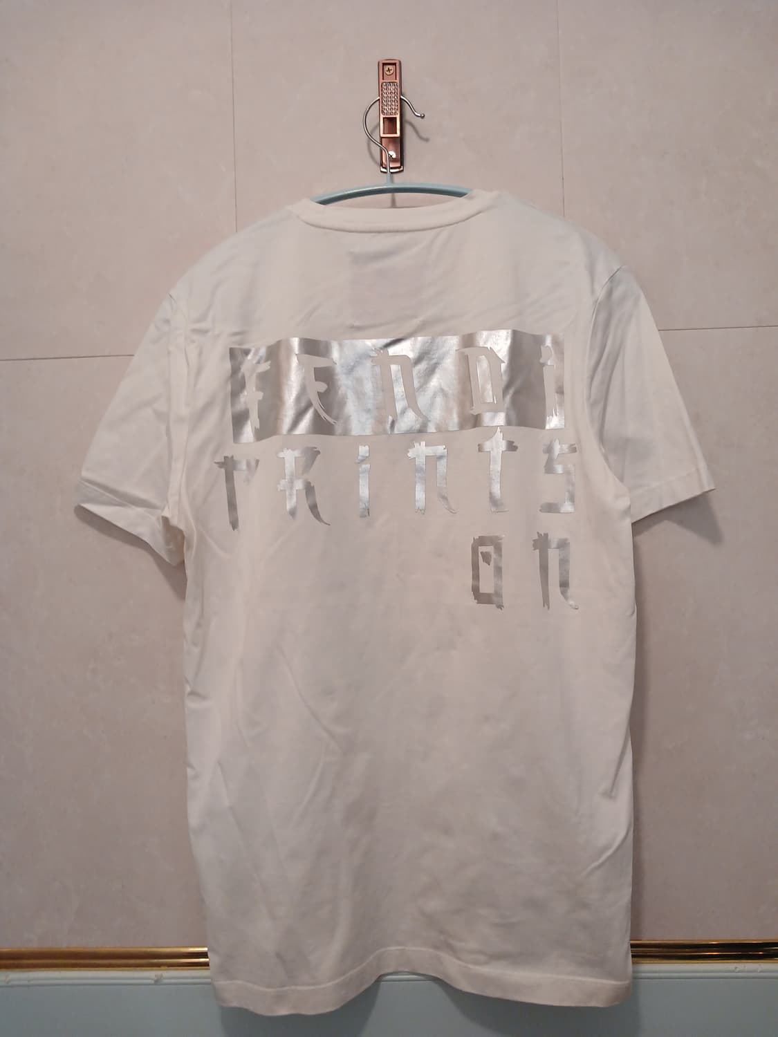 펜디 정품 여성 프린팅 반팔 S 사이즈 상품이미지8