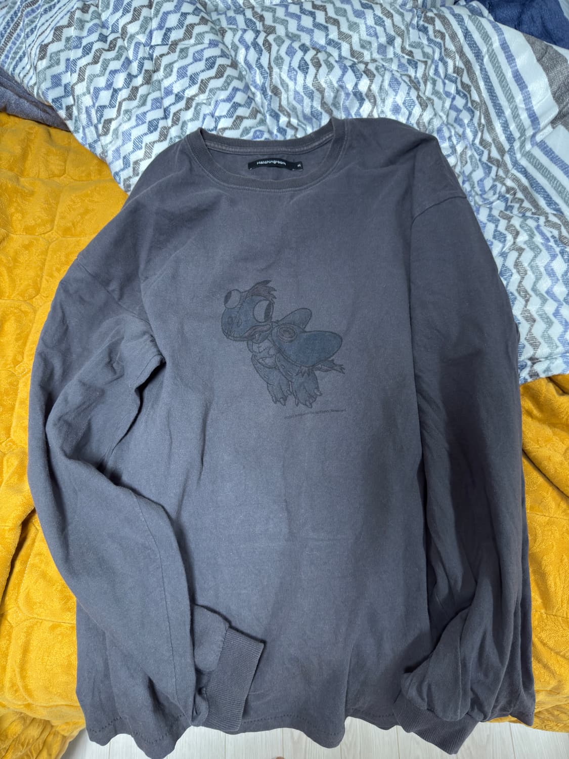 [3] 해칭룸 VTG 블루 드래곤 티 차콜 상품이미지1