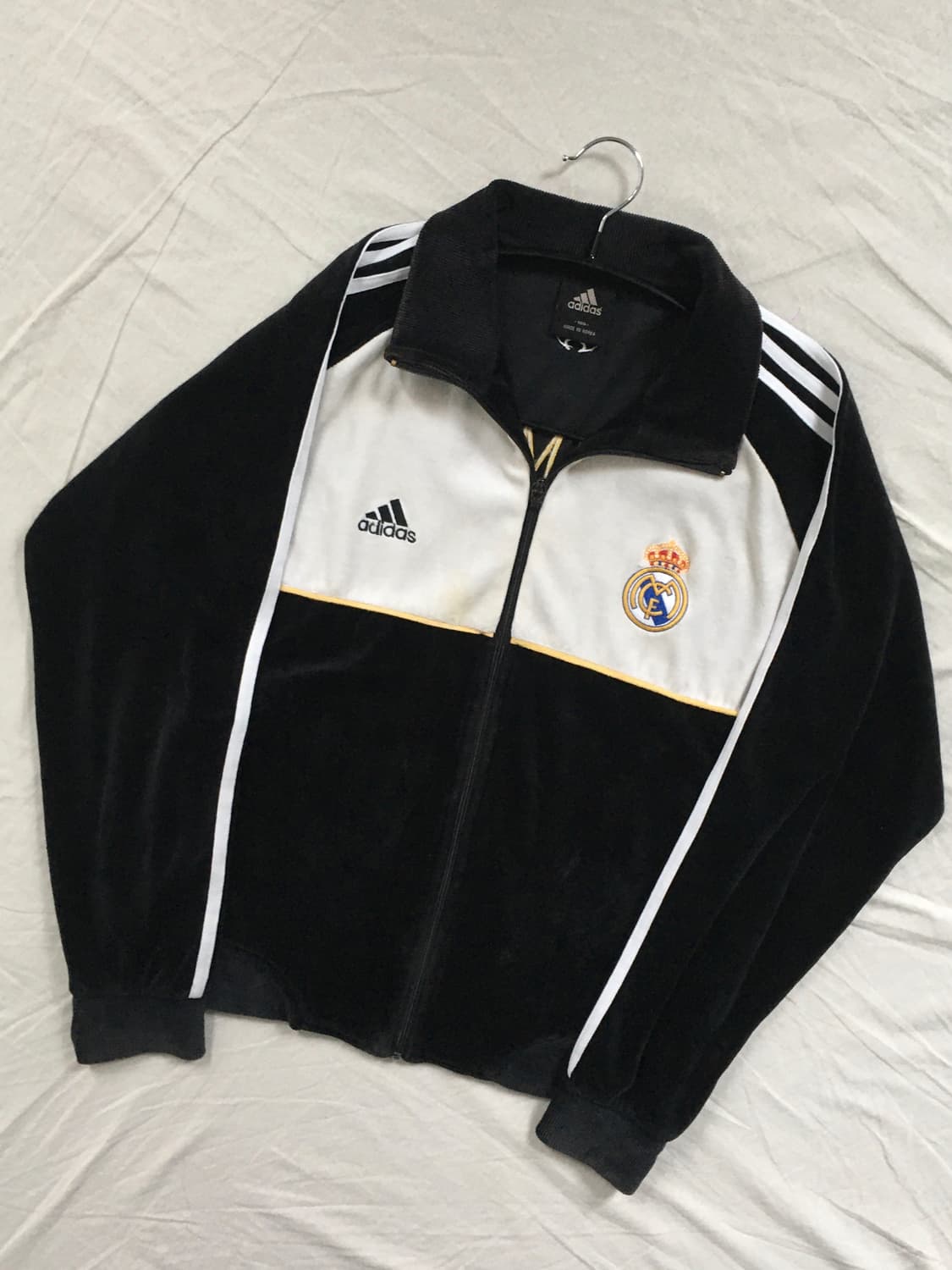 아디다스 레알마드리드 벨벳져지 상품이미지3