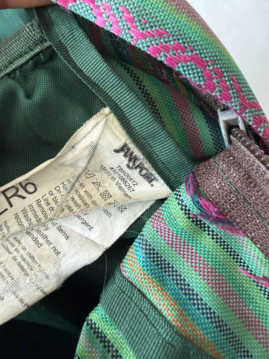 잔스포츠(JANSPORT) 백팩(하단 스웨이드) 상품이미지8