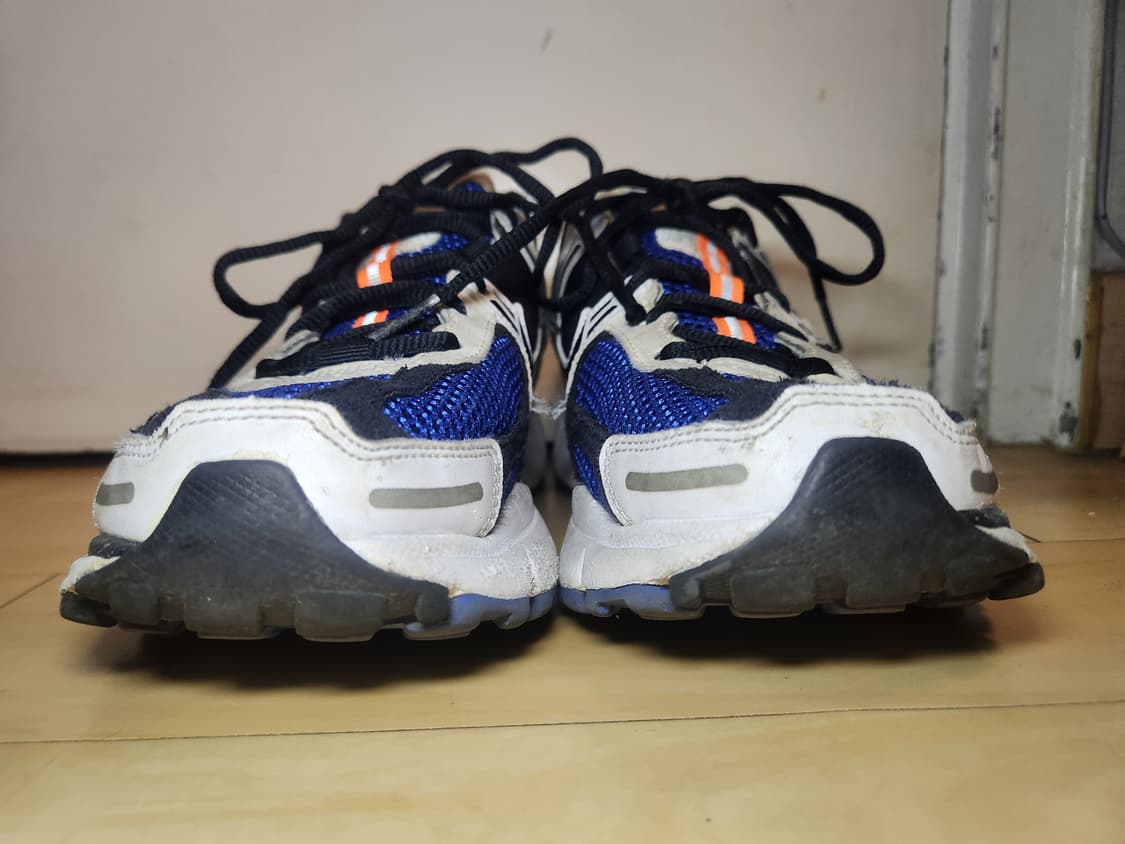 (255)나이키 줌 보메로 5 화이트 레이서 블루 블랙 상품이미지6