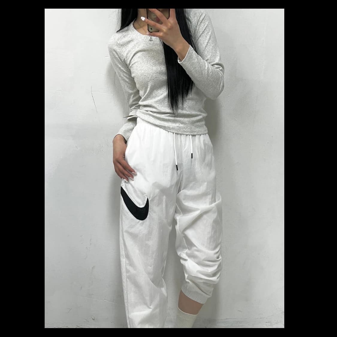 [S] Nike 나이키 우먼즈 스우시 우븐 조거팬츠 상품이미지4