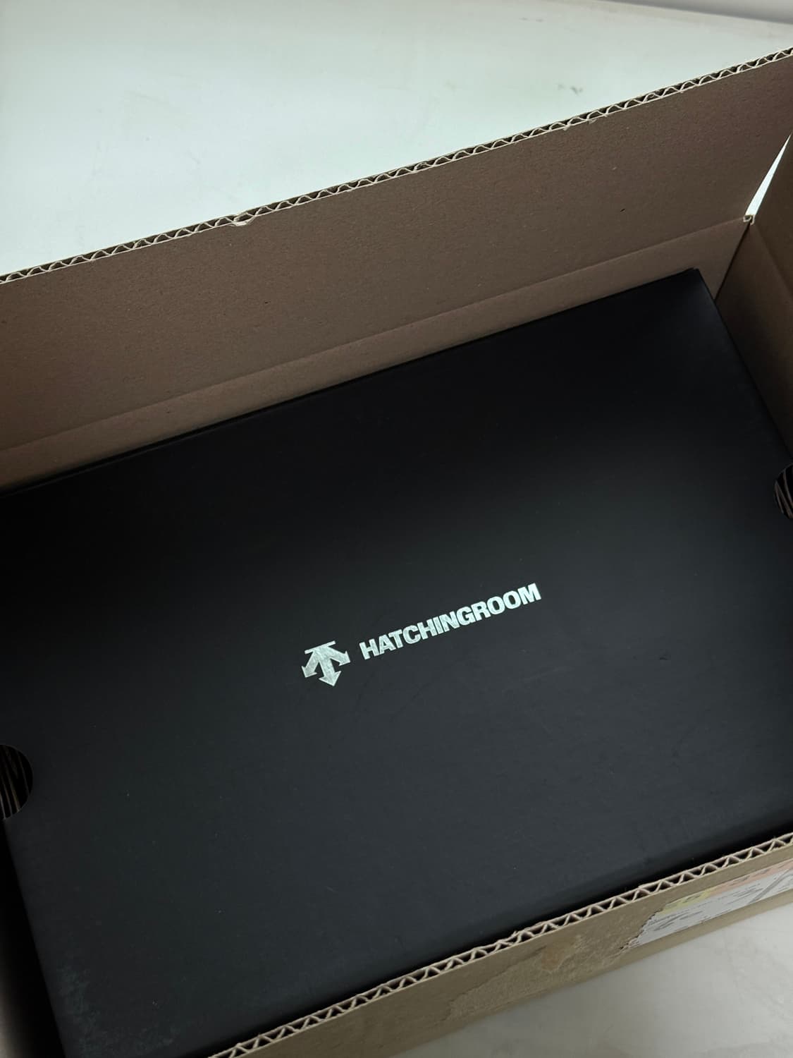 [260] 해칭룸 데상트 Z02 트레일 러닝 신발 운동화 슈즈 블랙 상품이미지2