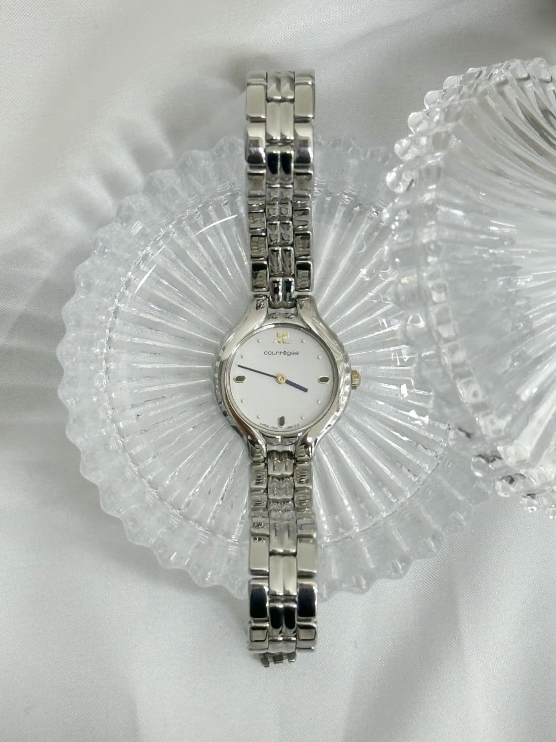 courreges / 꾸레쥬 실버 스테인리스 라운드 쿼츠 시계 상품이미지2