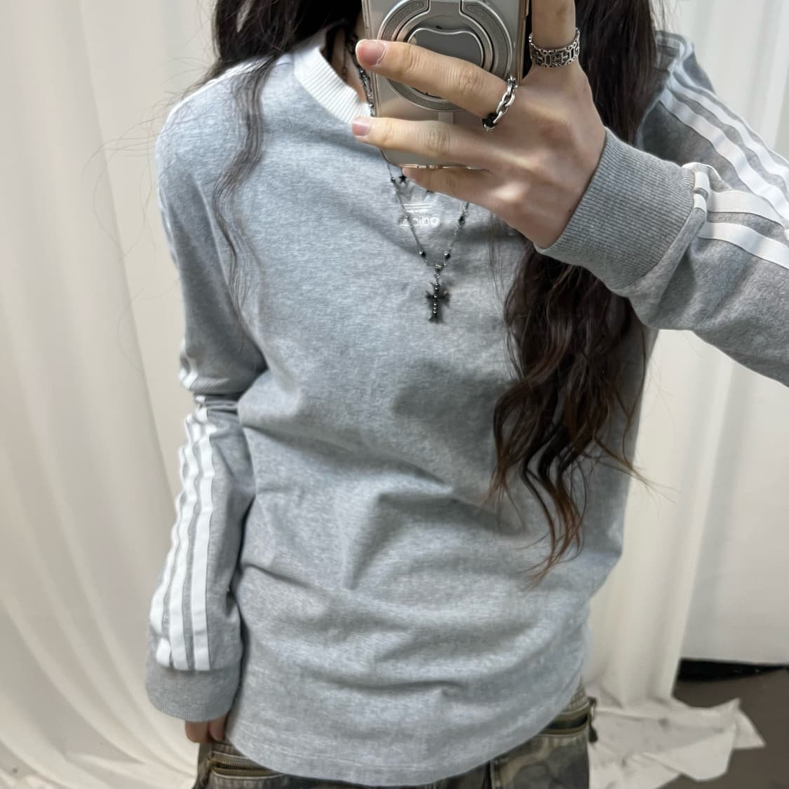 Adidas Grey Center Logo Long Sleeve  상품이미지3