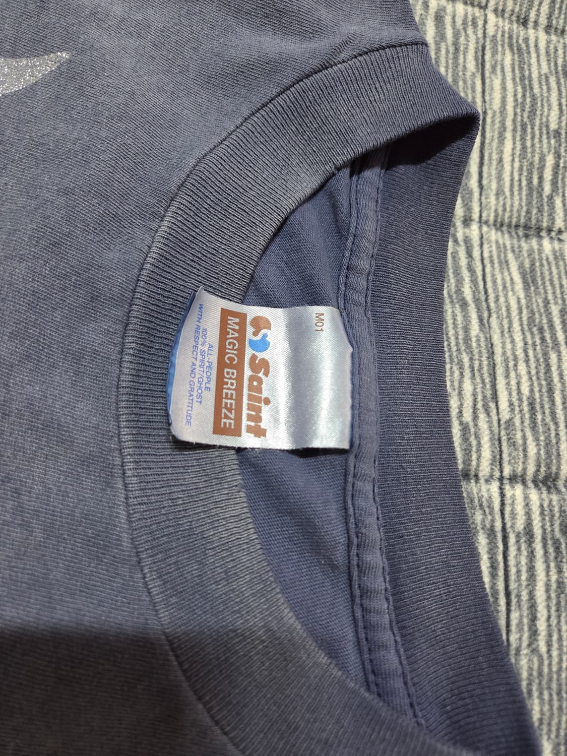 세인트미카엘 팅커벨 티셔츠 M 판매합니다. 상품이미지4