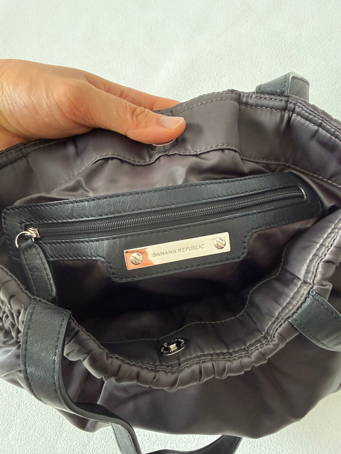바나나리퍼블릭(Banana Republic) 숄더백(레더 스트랩) 상품이미지7