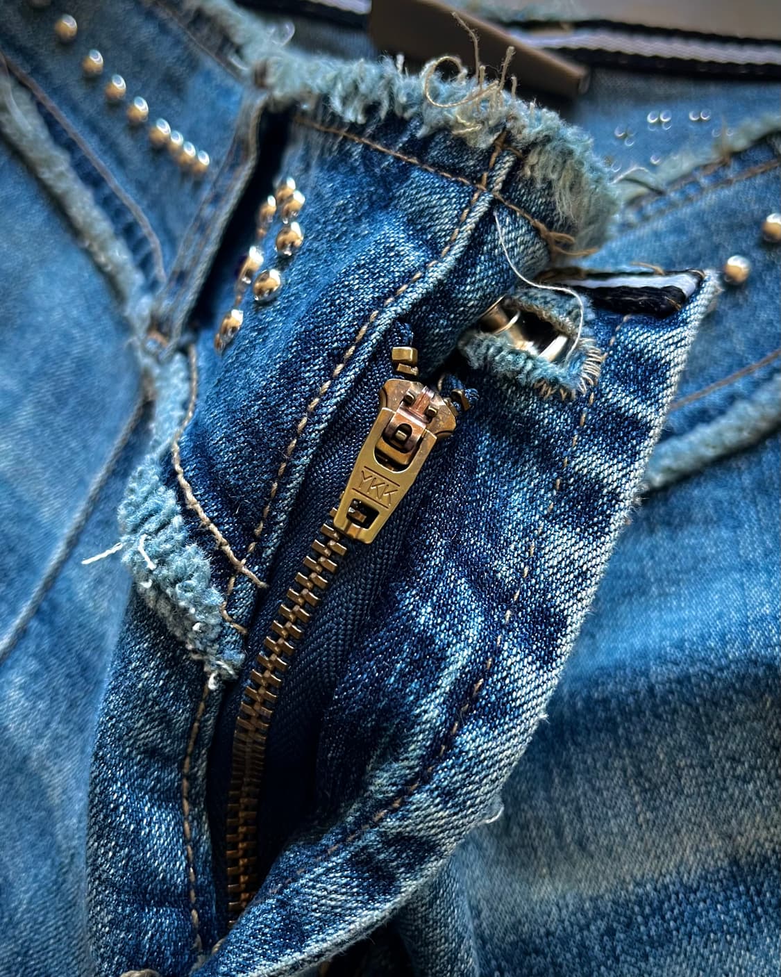 CFLINE JEANS Studs & Gem Flare Jeans 상품이미지7