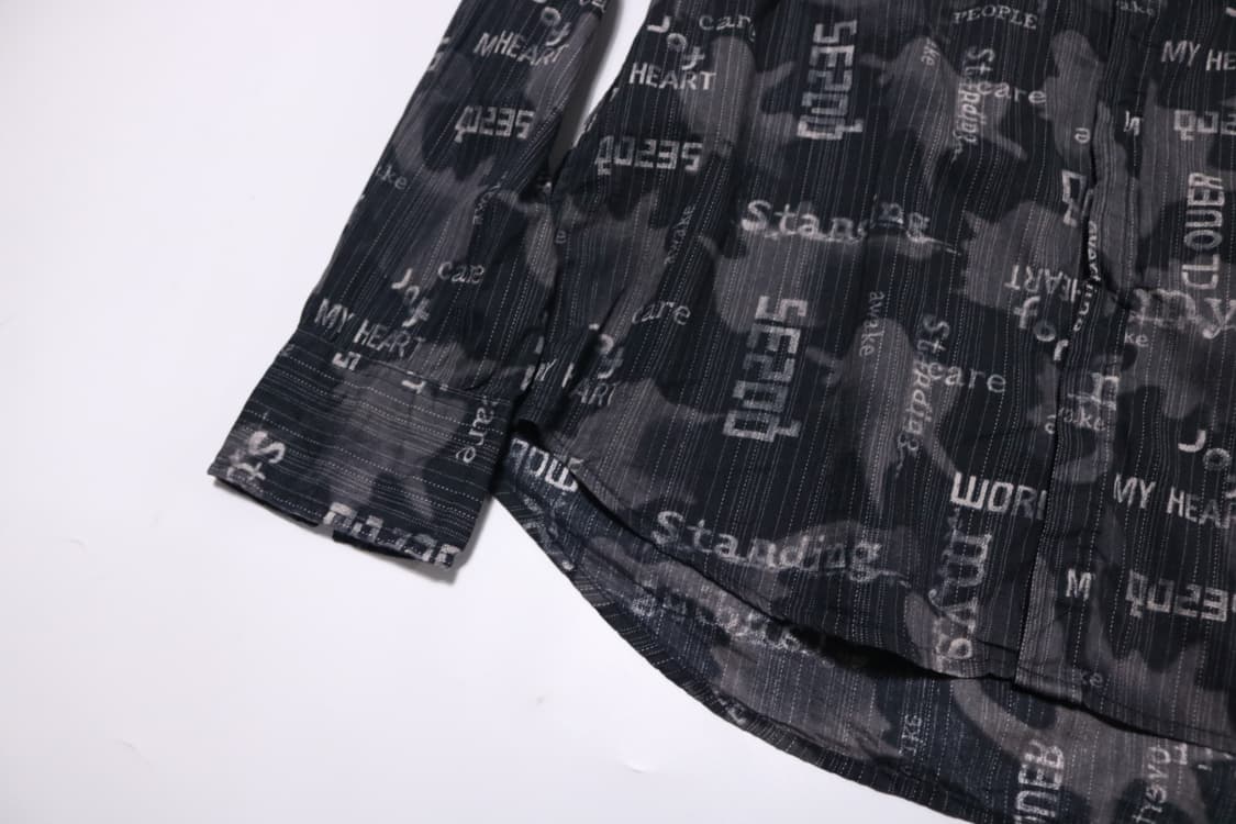 SPINASH 스피나쉬 블랙 타이포 그래픽 셔츠 상품이미지5