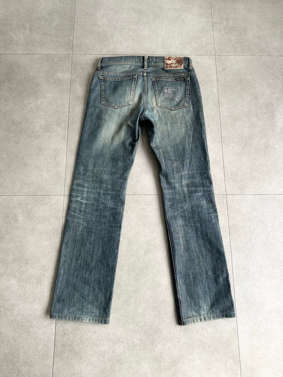 버버리 블랙라벨 워싱 데님팬츠 상품이미지7