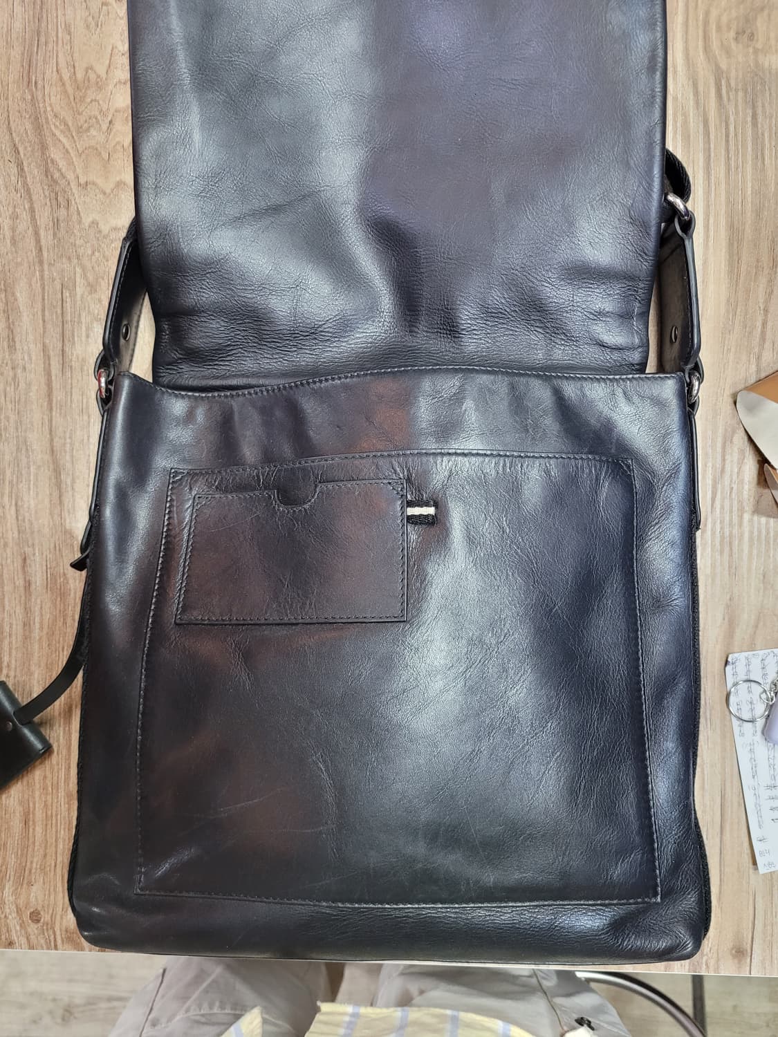 BALLY 발리 블랙 가죽 크로스백 메신저백 상품이미지3