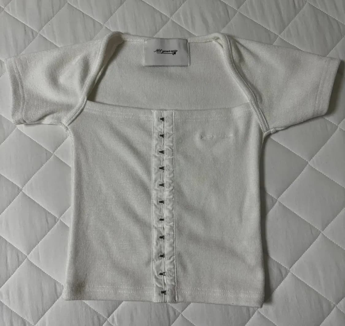 notyourose 낫유어로즈 후크 볼레로 탑 반팔 티셔츠 상품이미지5